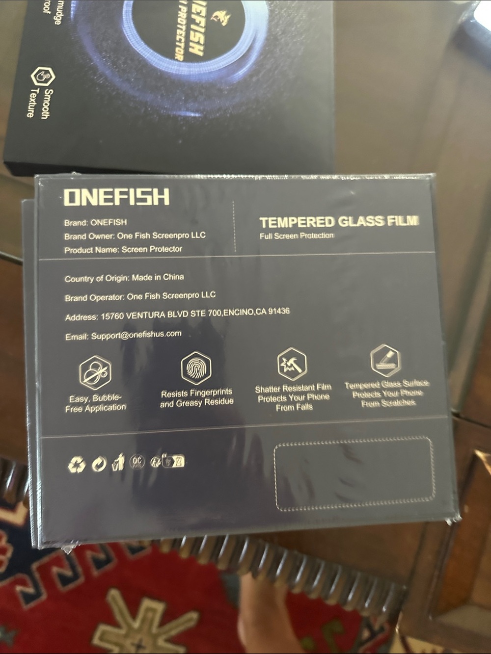 Screen Protector - Black - Picture 2 of 3